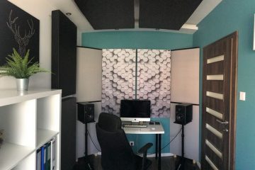 Perfect Acoustic sound absorbing panel in a tiny house studio (3)
