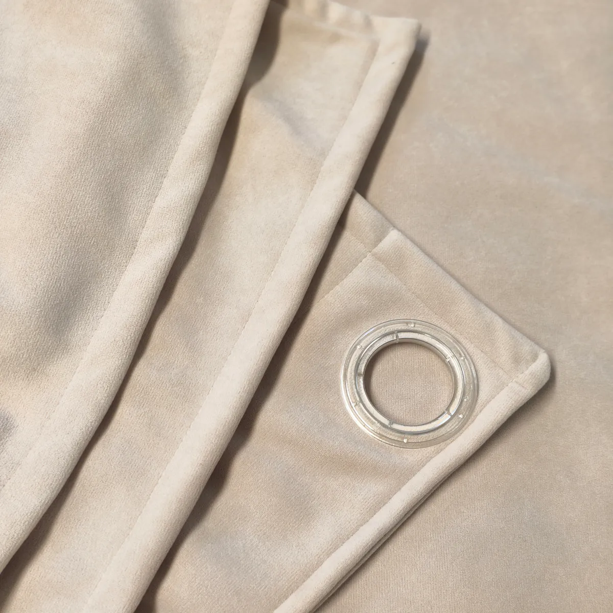 Gardin + ring + foto av sömnadskvaliteten