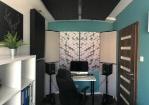 Perfekt akustisk ljudabsorberande panel i en liten husstudio (3)